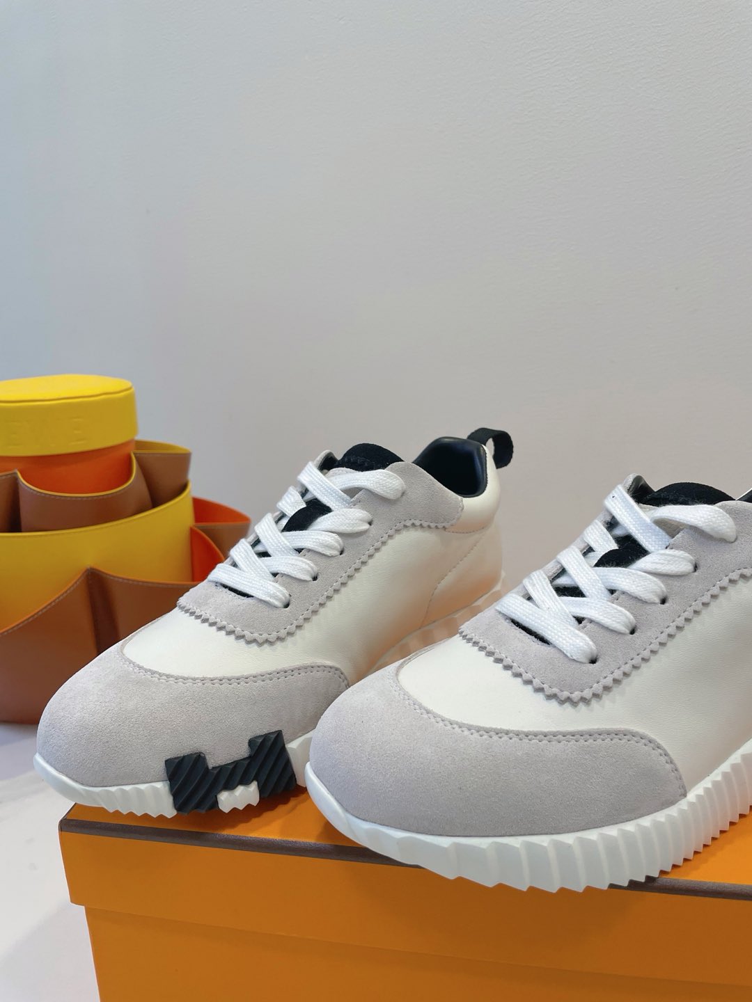 HM Bouncing sneaker Beige Grey mix White Calfskin and Suede 212288