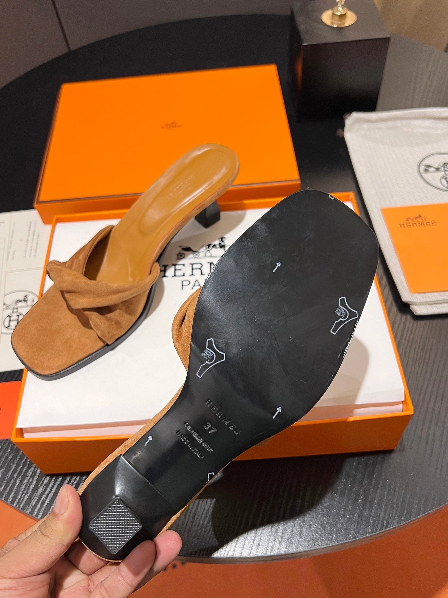 HM Giny Sandal 5.5 Tan Brown Suede Calfskin 680057