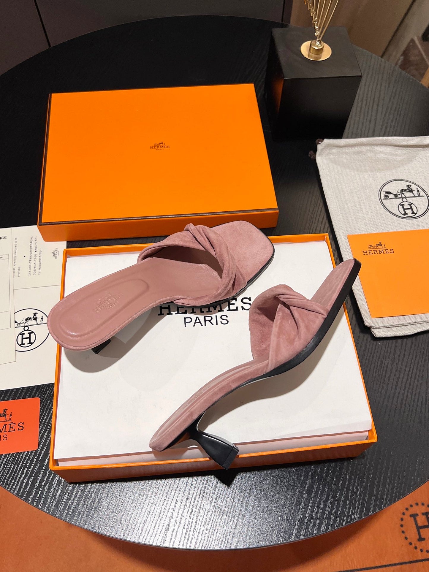 HM Giny Sandal 5.5 Rose Nude Suede Calfskin 680059