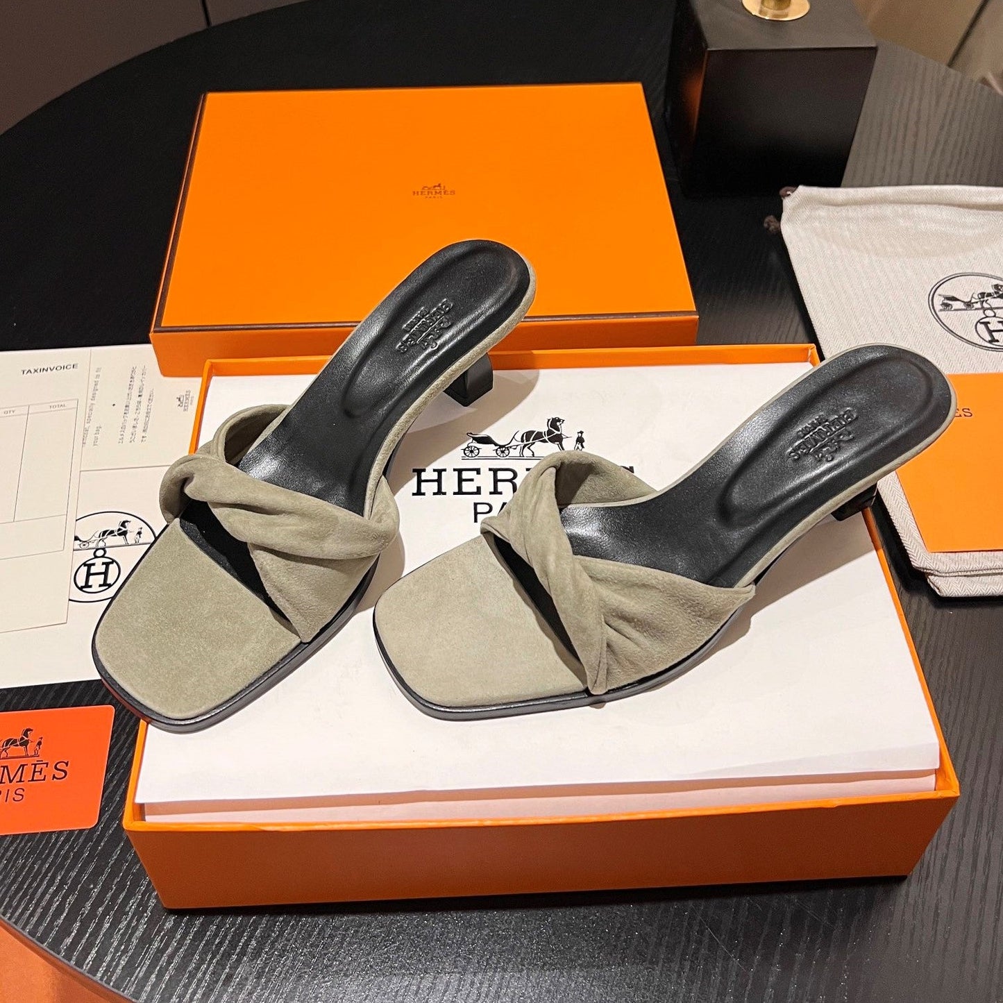HM Giny Sandal 5.5 Light Taupe Suede Calfskin 680058