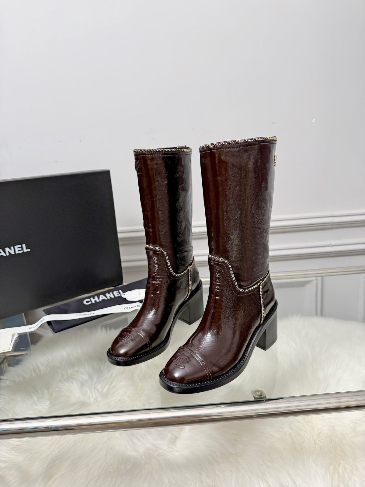 CC 26s Mid-Calf Boots Brown Glossy Leather 101933