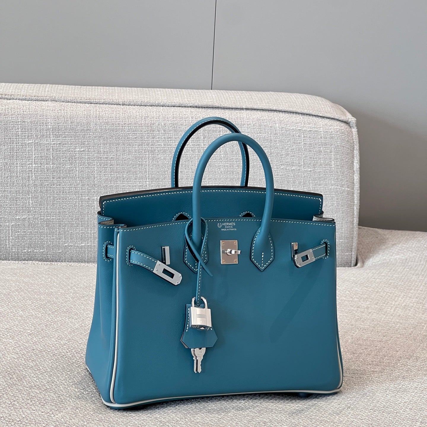HM Birkin 𝟐𝟓 𝐒𝐰𝐢𝐟𝐭 Blue & Pearl Gray Cowhide  Grayiver Hardware (25day to produce) 270223