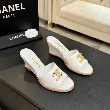 CC 2026 Wedge Sandals 65 Lambskin Gold Black Logo