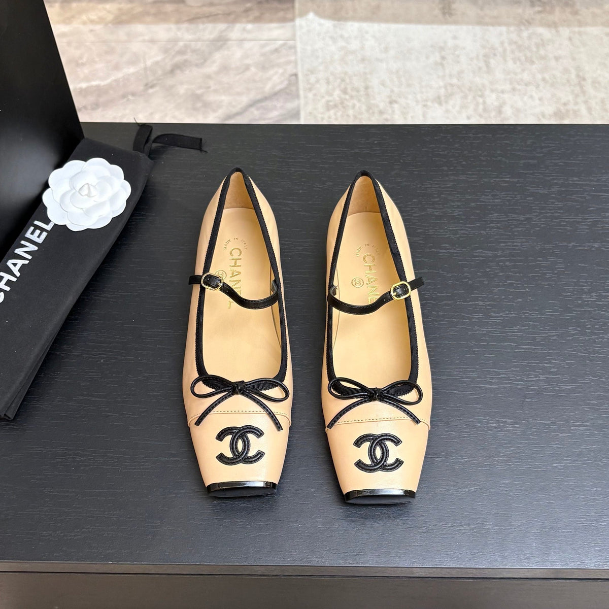 CC 26s Square Head Ballet Flat Beige Leather 847244