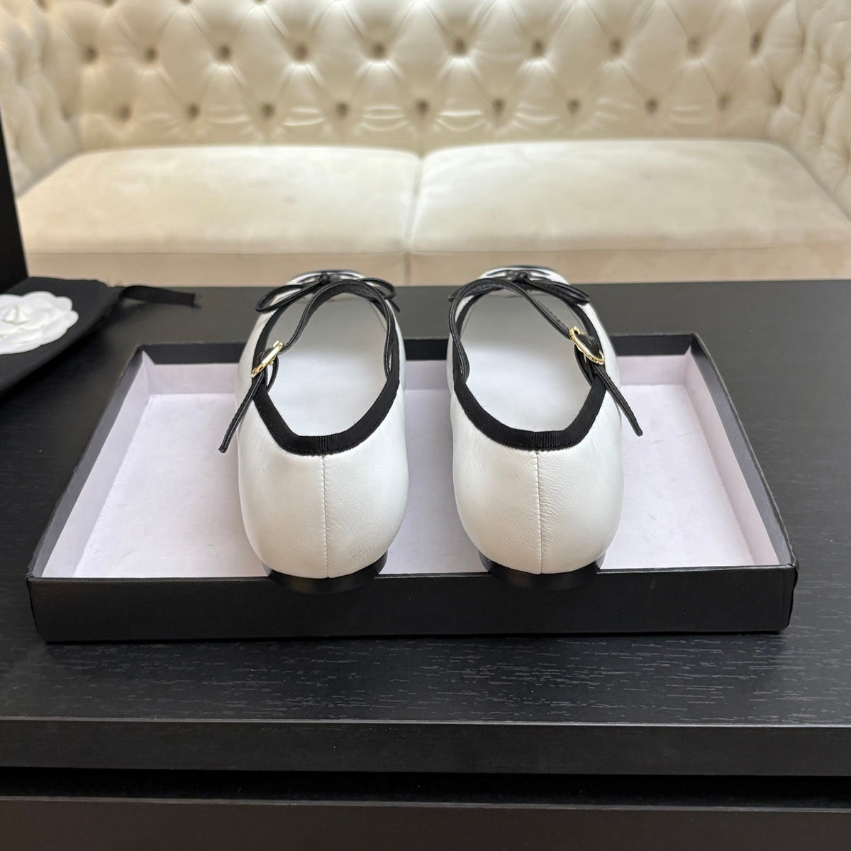 CC 26s Square Head Ballet Flat White Leather 847245