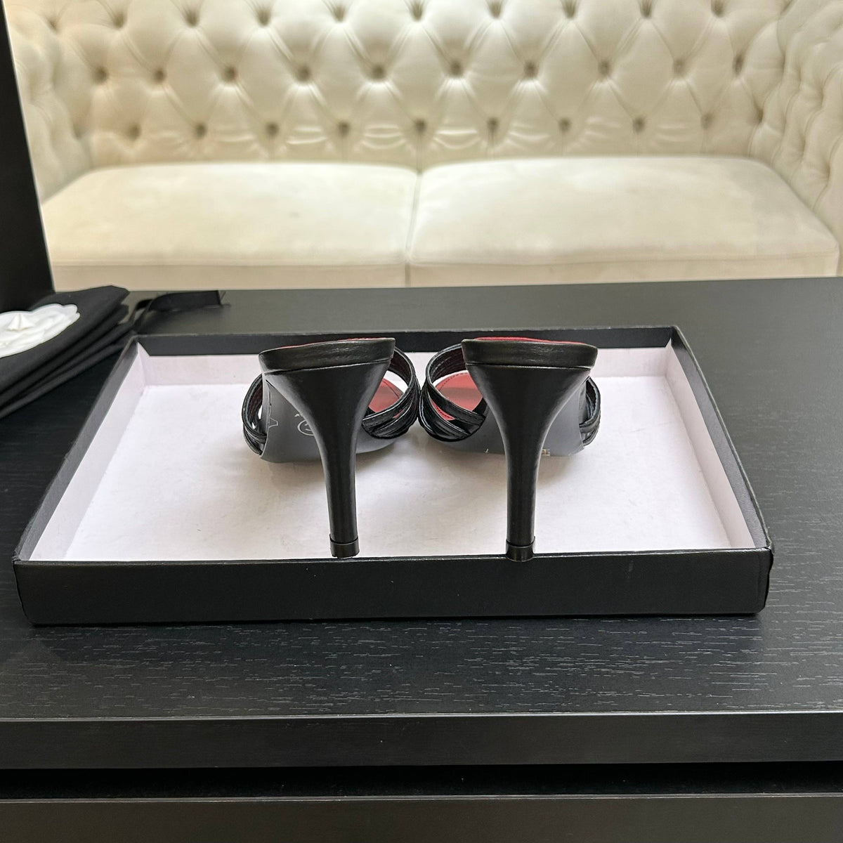 CC Métiers d’art 26s Mules 6cm Black Leather 847252