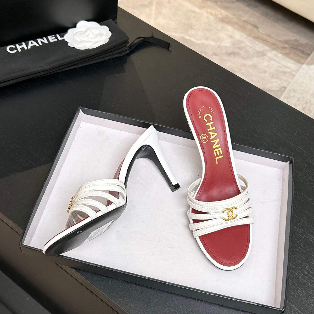 CC Métiers d’art 26s Mules 6cm White Leather 847253