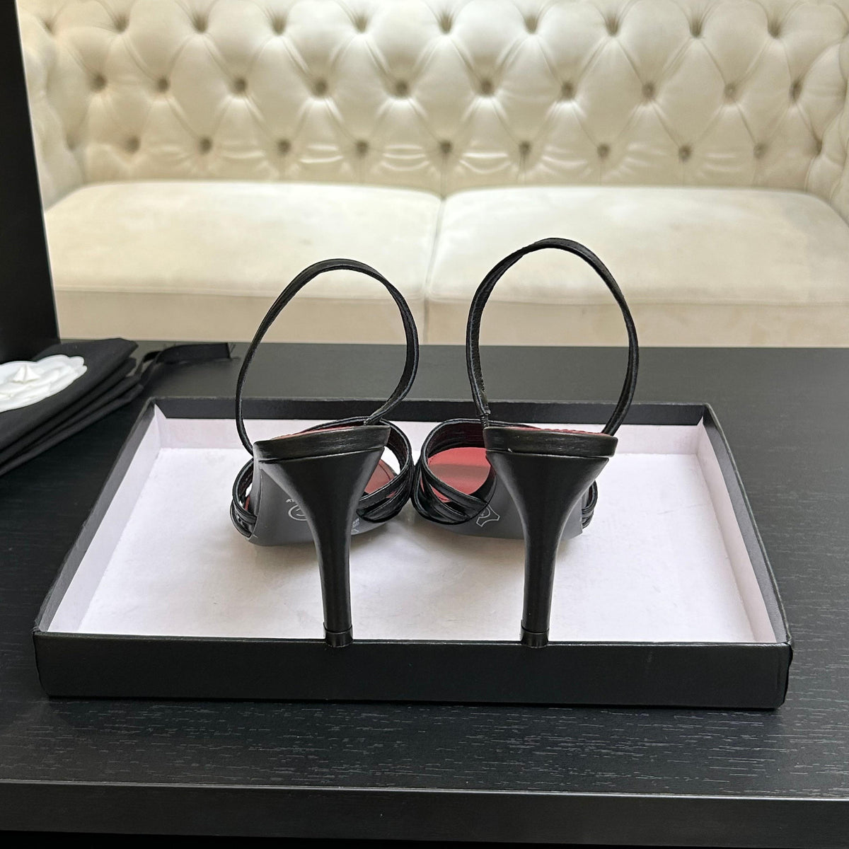 CC Métiers d’art 26s Sandal 6cm Black Leather 847254