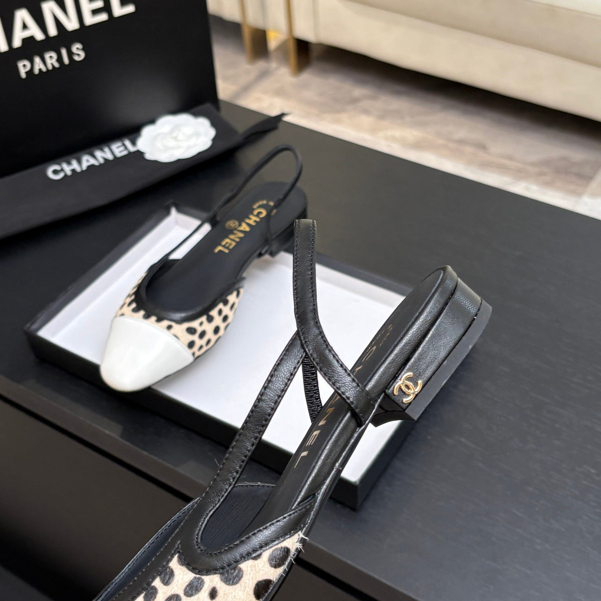 CC 26s Classic Slingback Flat Black Beige White Horsehair Patent Leather 907632