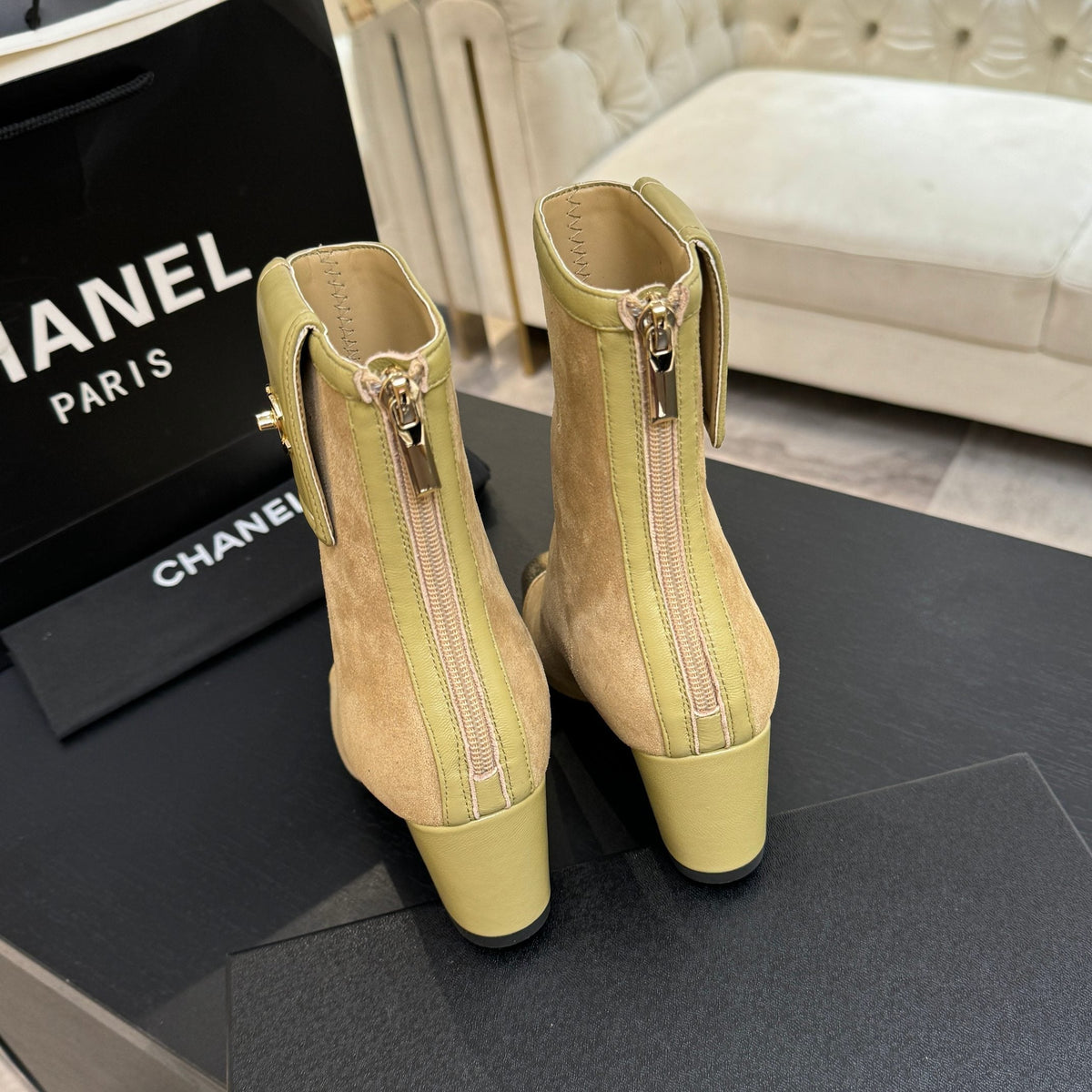 CC 26s Ankle Boots With Pocket Beige Suede Patent Lambskin 958071