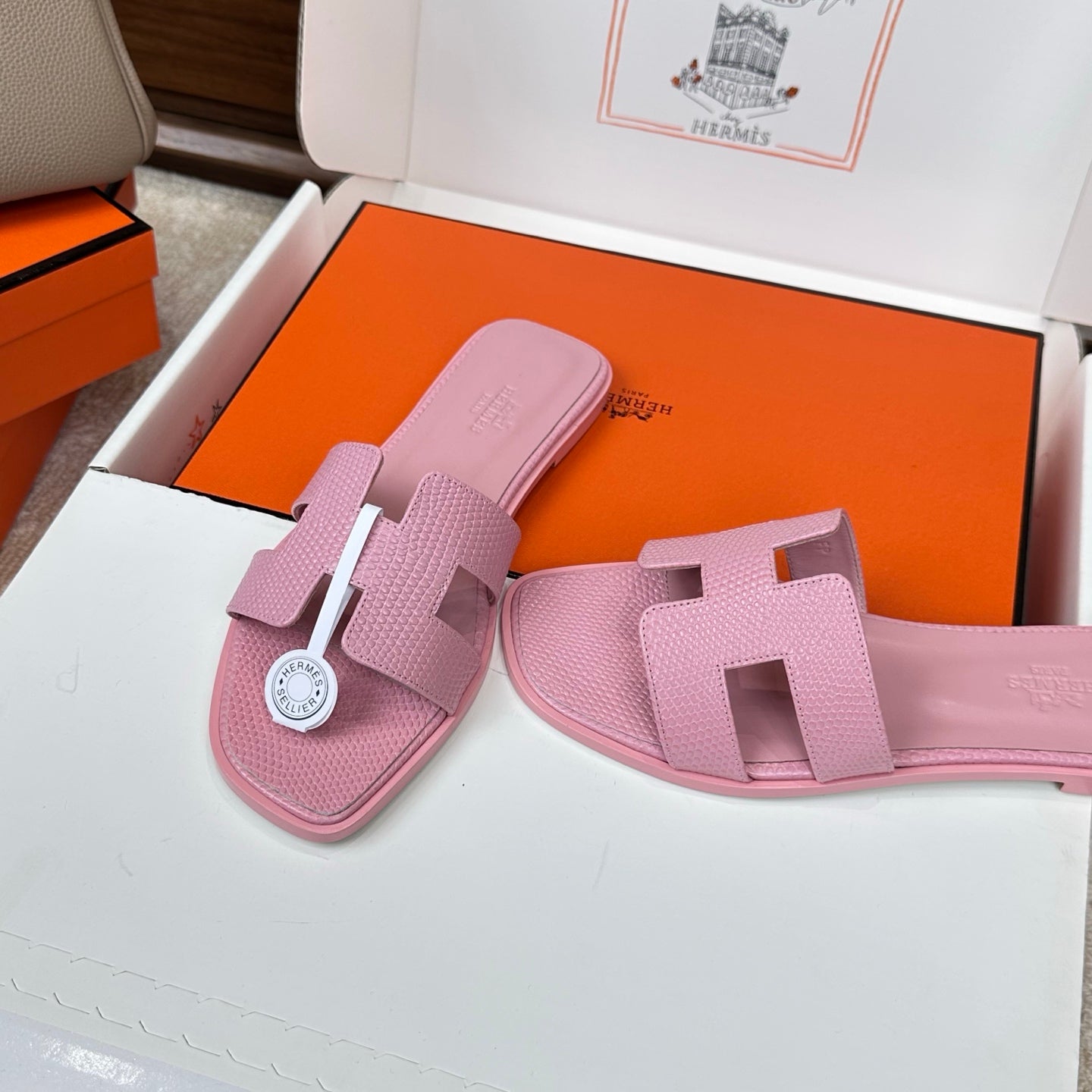 HM Oran Sandal Pink Embossed Lizard Leather 802372