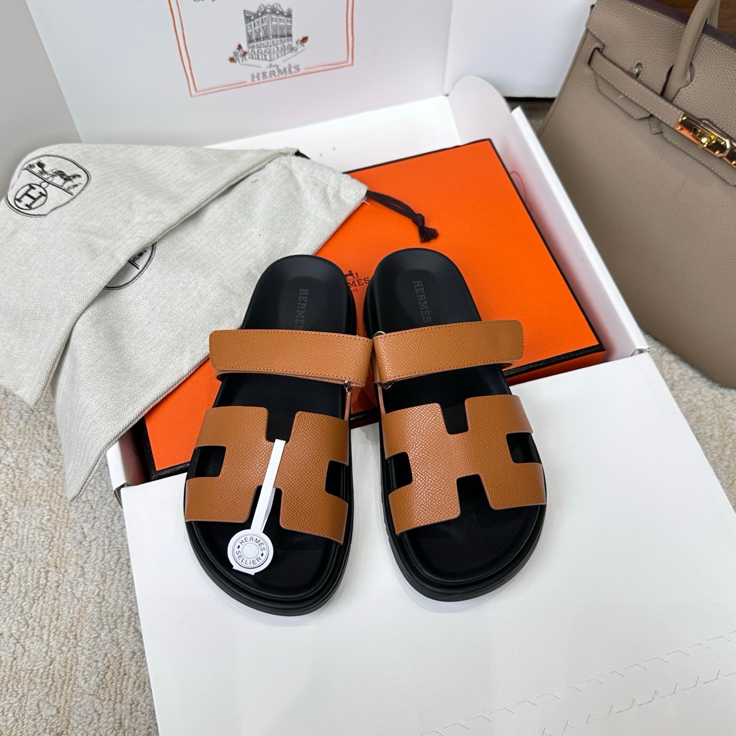HM Chypre Sandal Black Tan Espom Leather 862386