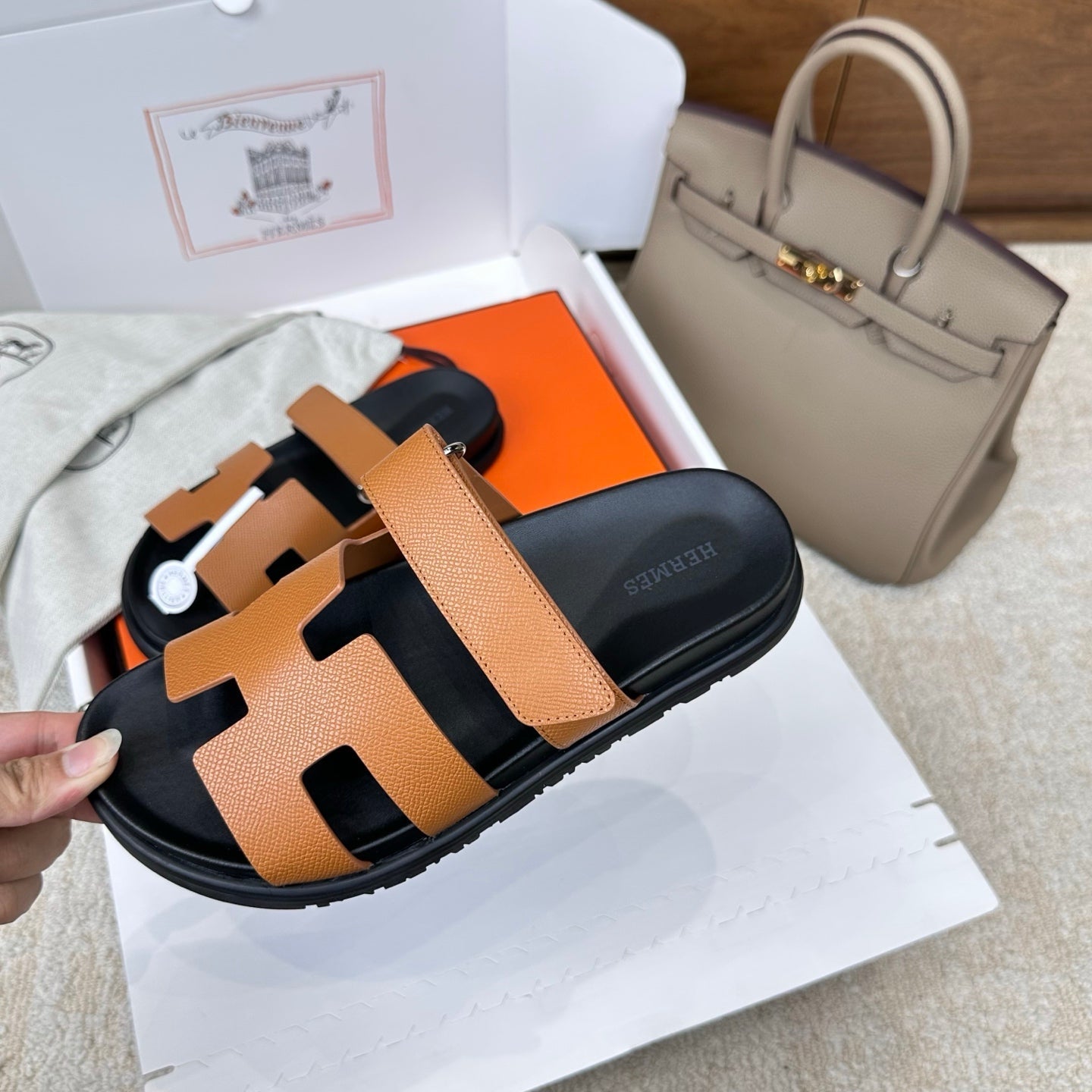 HM Chypre Sandal Black Tan Espom Leather 862386