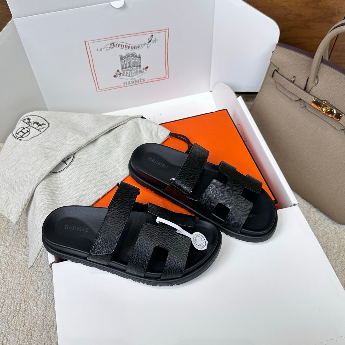 HM Chypre Sandal Black Espom Leather 862387
