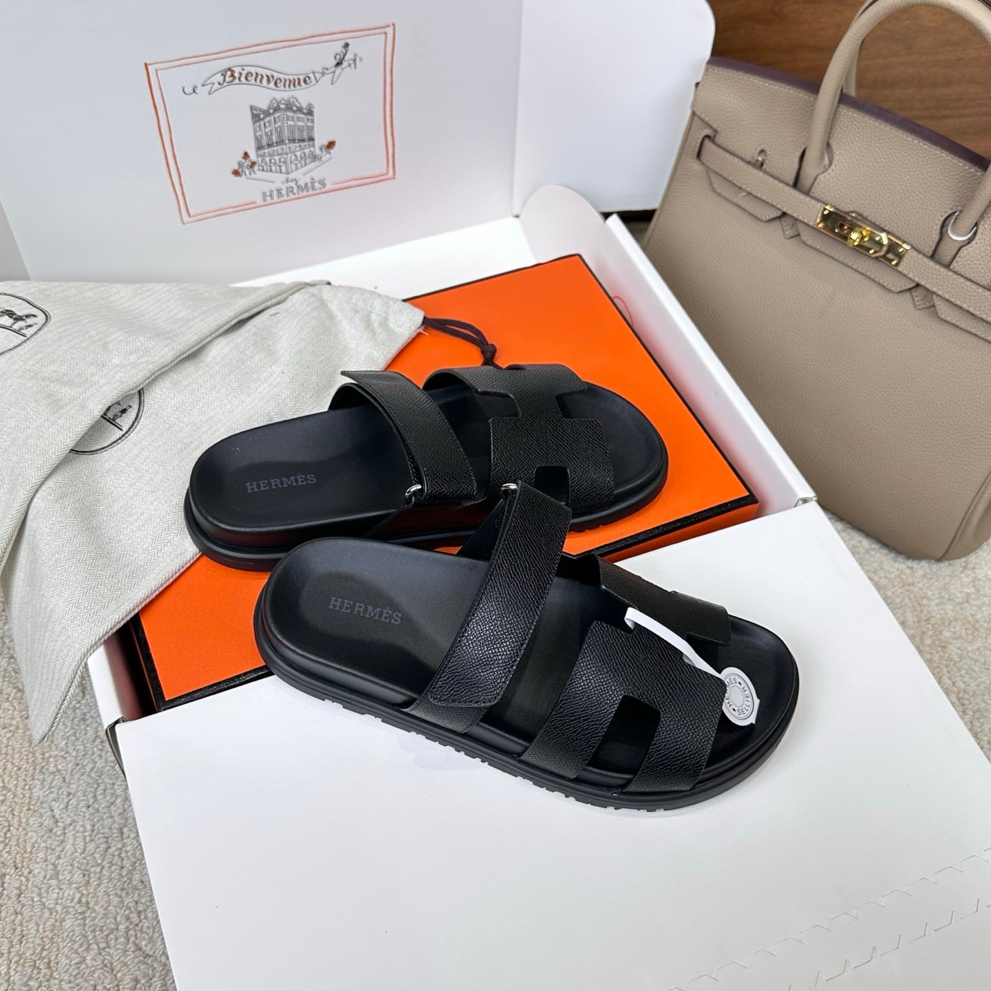HM Chypre Sandal Black Espom Leather 862387