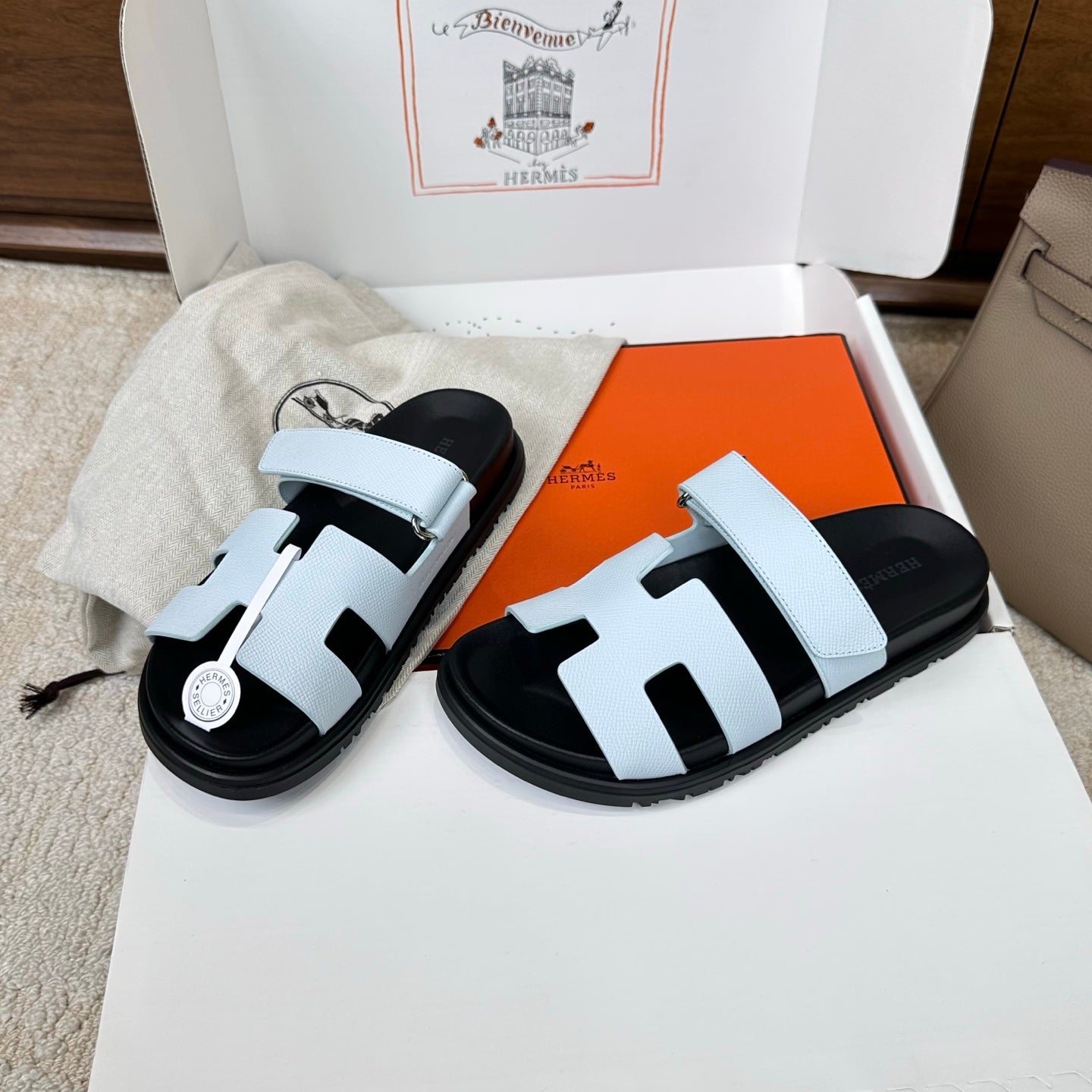 HM Chypre Sandal Black Light Blue Espom Leather 862389