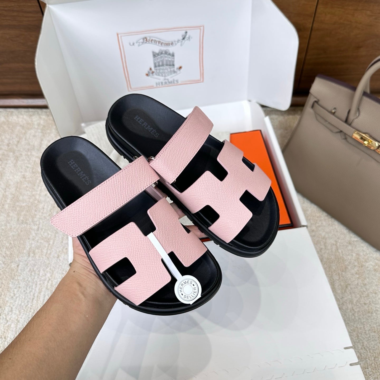 HM Chypre Sandal Black Light Pink Espom Leather 862390