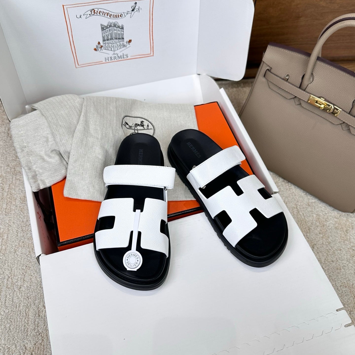 HM Chypre Sandal Black White Espom Leather 862392