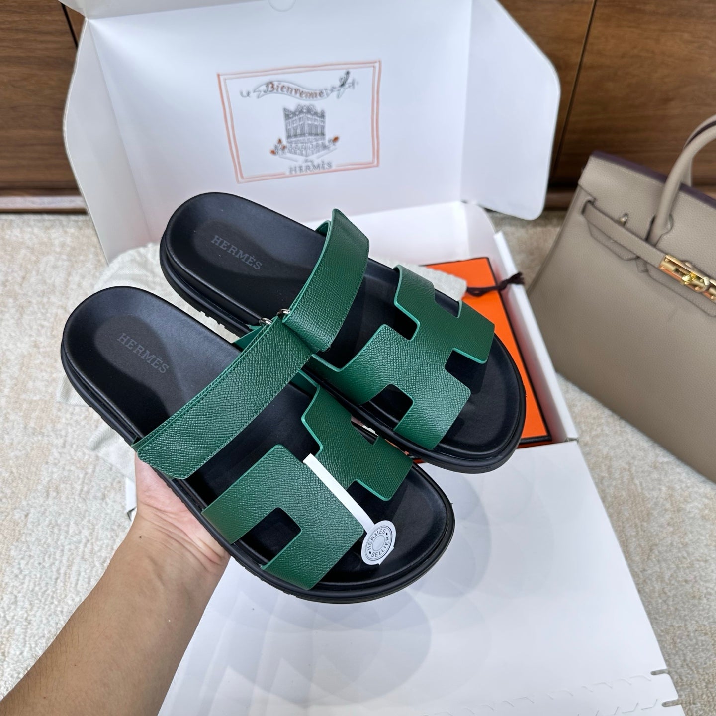 HM Chypre Sandal Black Green Leather 862393