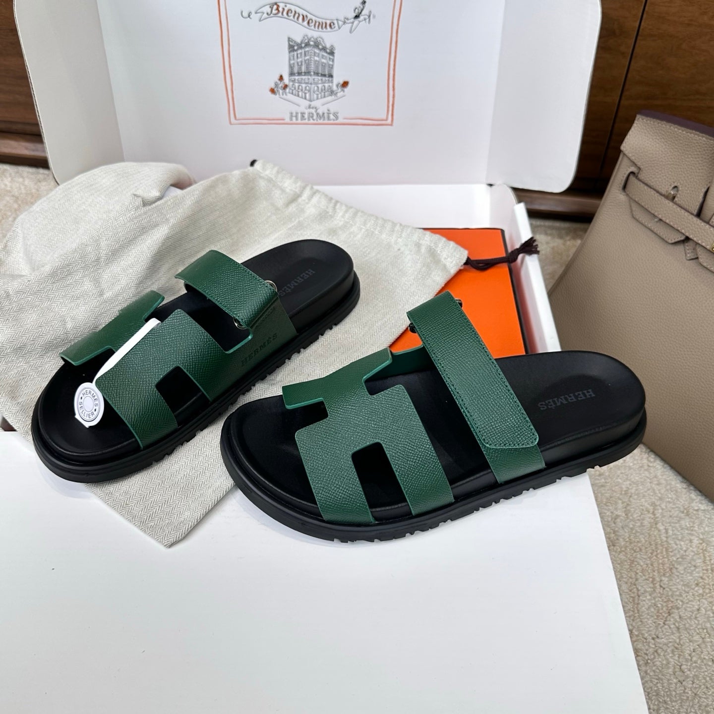 HM Chypre Sandal Black Green Leather 862393