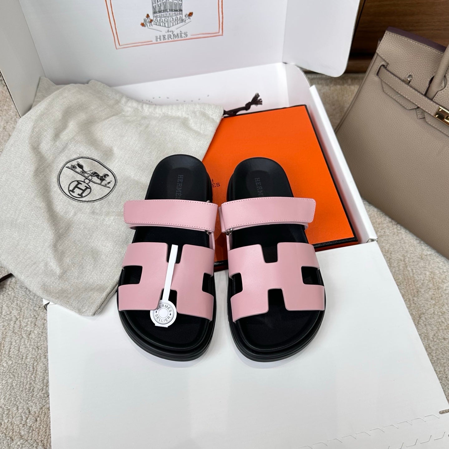 HM Chypre Sandal Black Light Pink Leather 862402