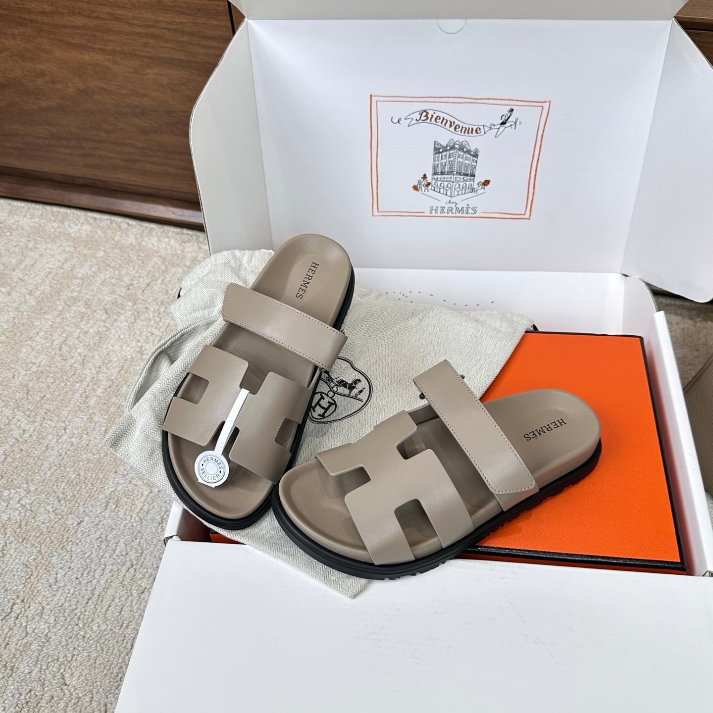 HM Chypre Sandal Khaki Leather 862405