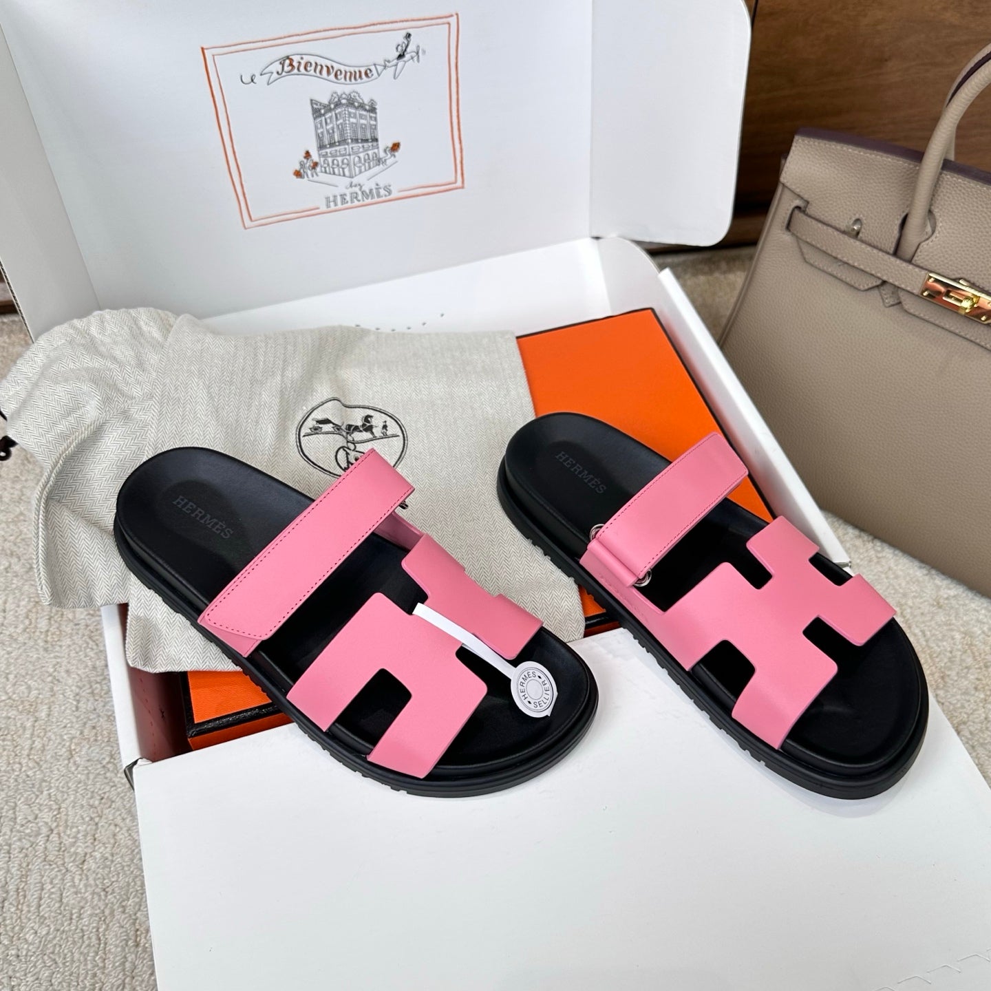 HM Chypre Sandal Hot Pink Black Leather 862407