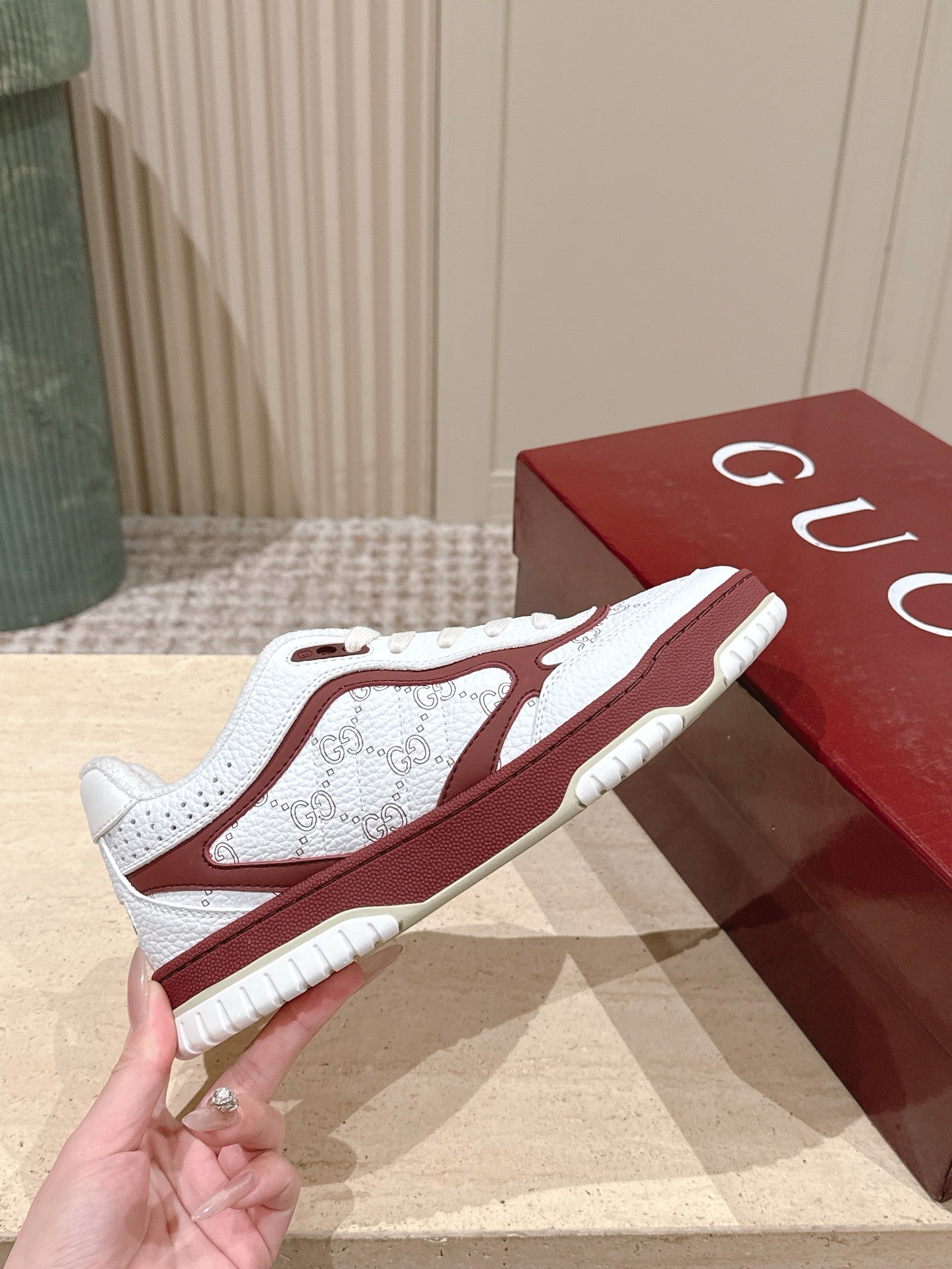 GG 26 Couple Sneakers White Burgundy Cowhide 630706