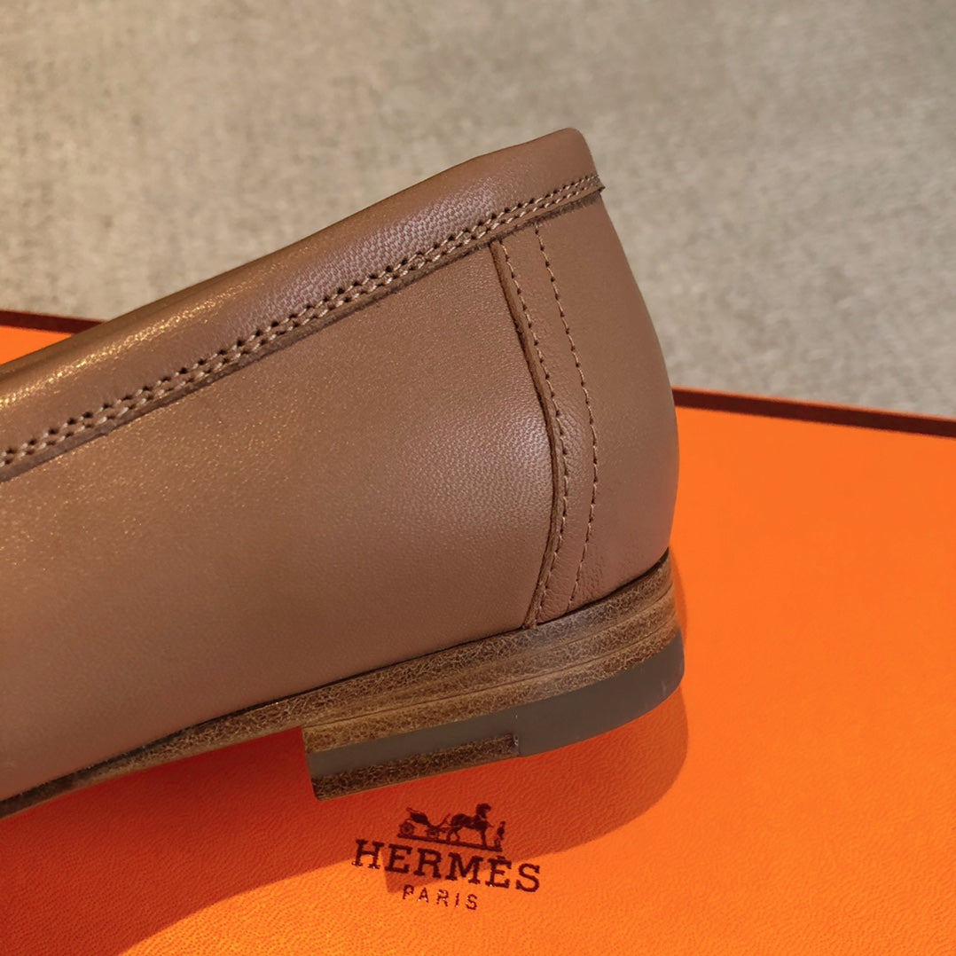 Royal Loafer Gold Mix White Calfskin With Fringe Detail And Silver Signature Buckle 509414