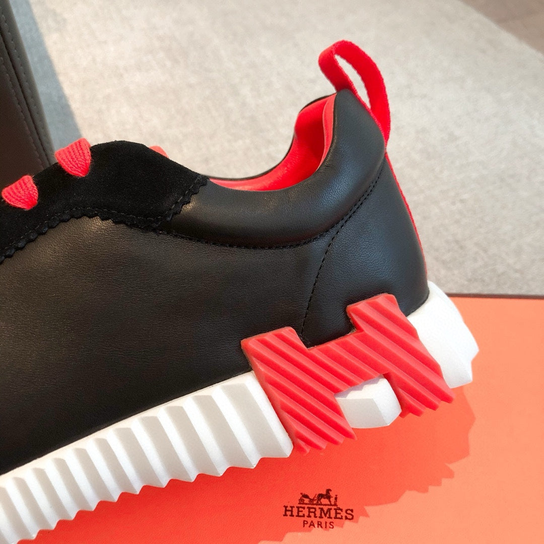 HM Bouncing Sneakers Black Red Suede Sheepskin 705789