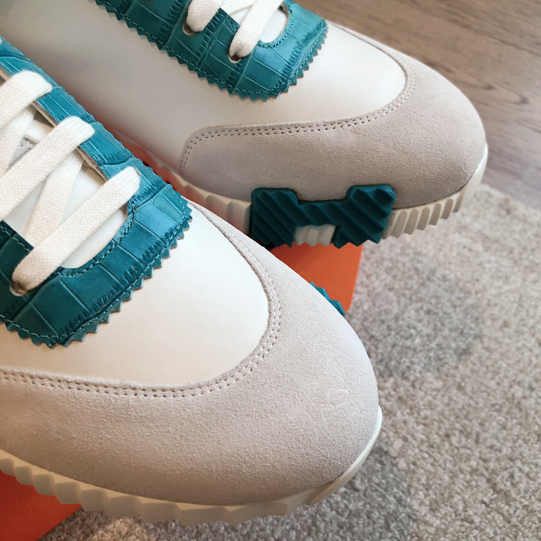 HM Bouncing Sneakers White Blue Suede Embossed Sheepskin 705792