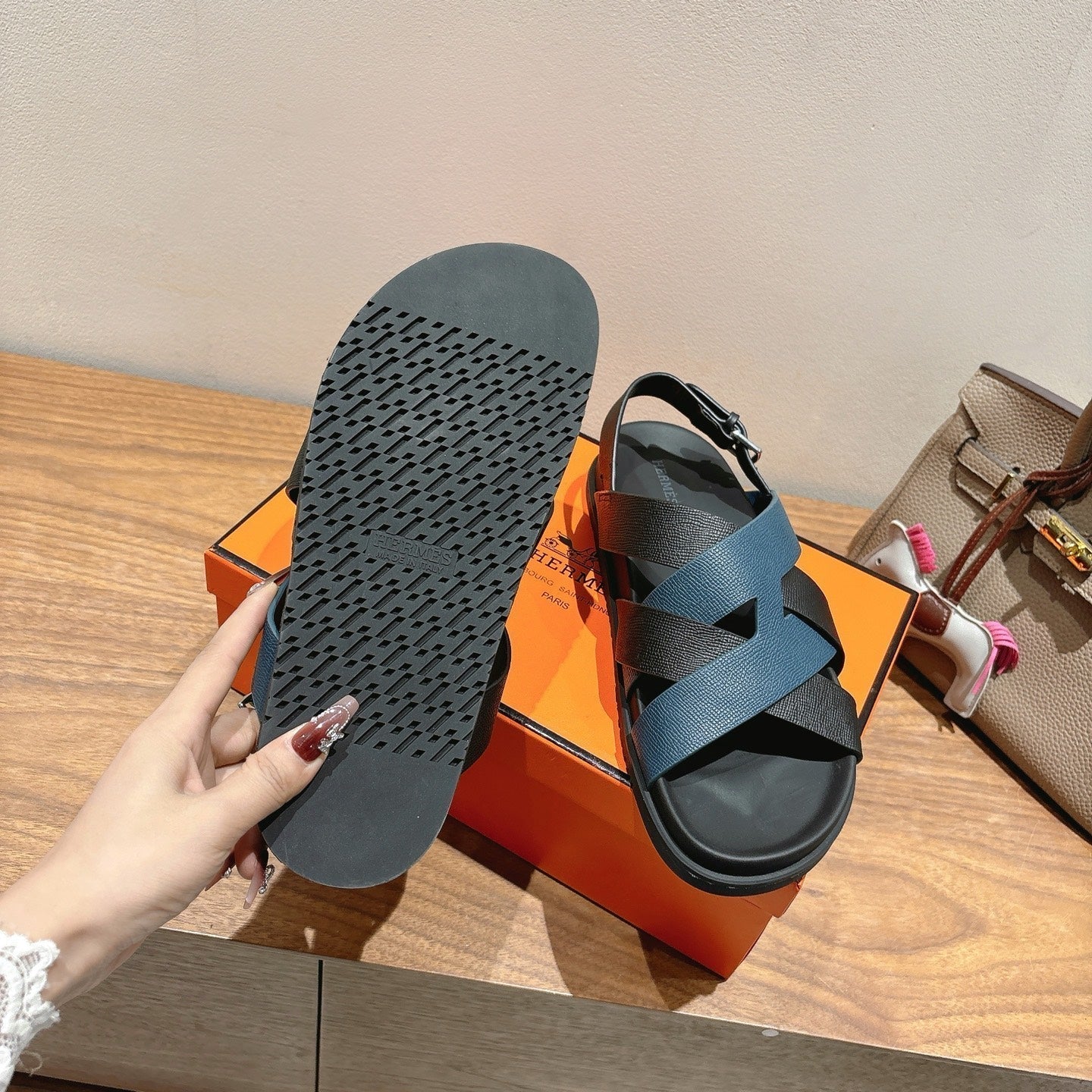 HM 25 Heracles Sandal Black Dark Blue Epsom Leather