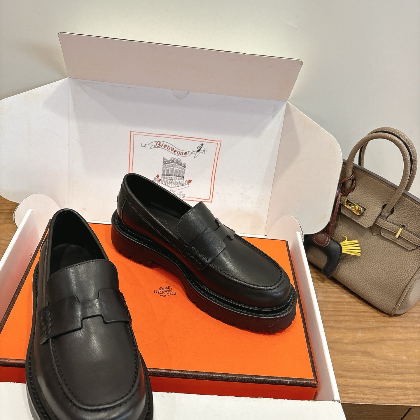 HM 26ss Loafers Black Calfskin 638435