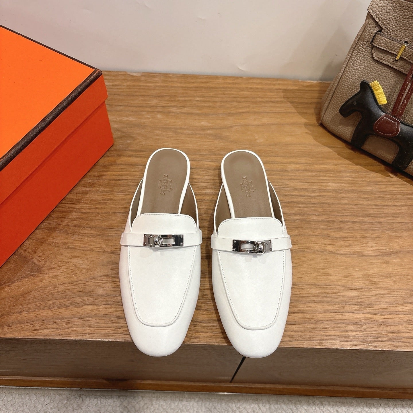 HM 26s Kelly Mule In White And Brown Calfskin Silver Hardware