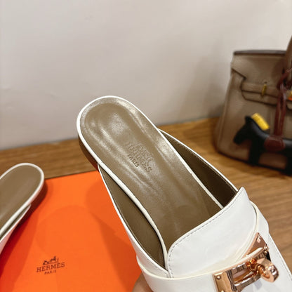 HM 26ss Mule White Calfskin Gold Buckle 638471