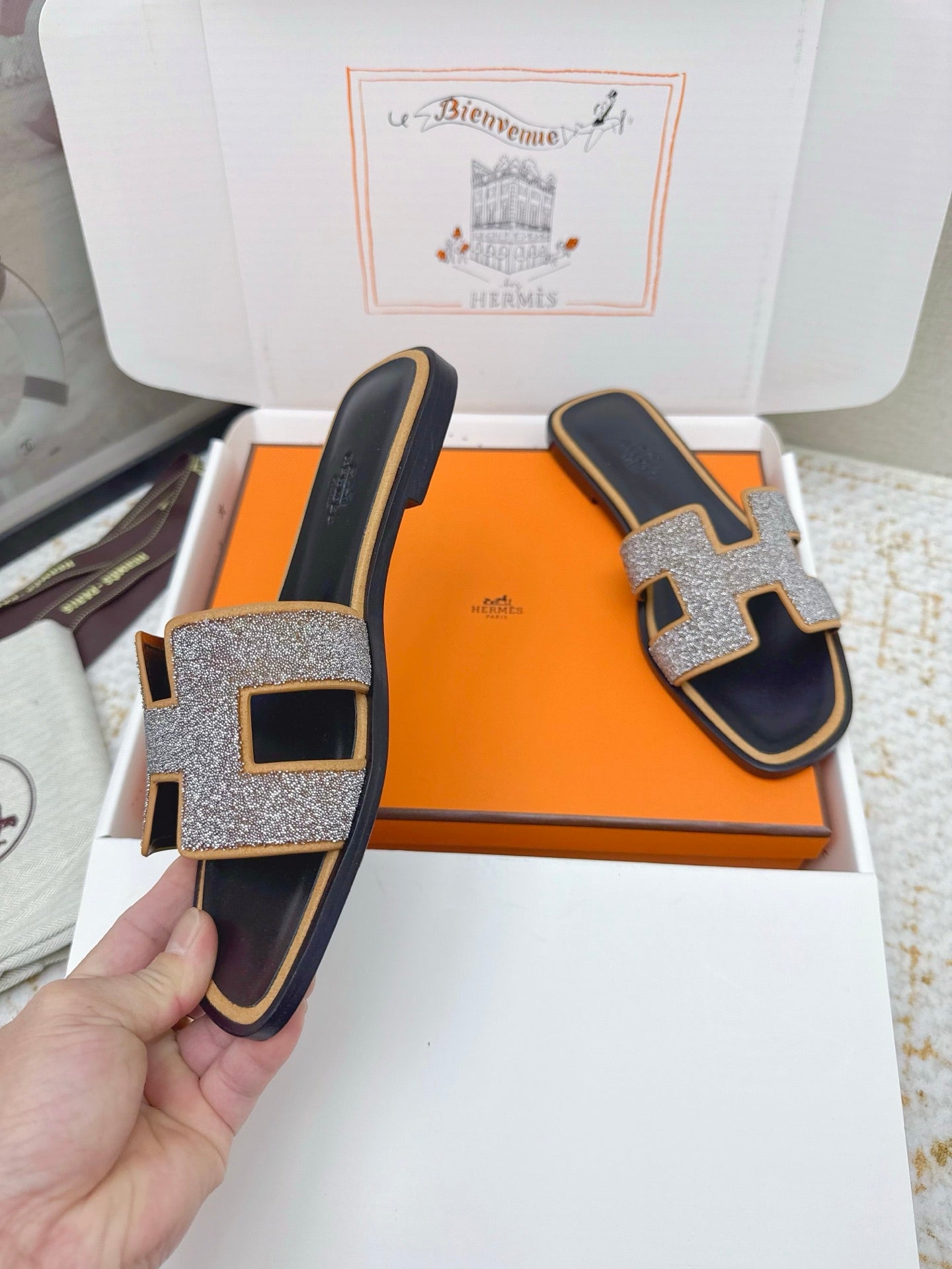 HM Oasis Sandals Black Brown Suede Cowhide 625261