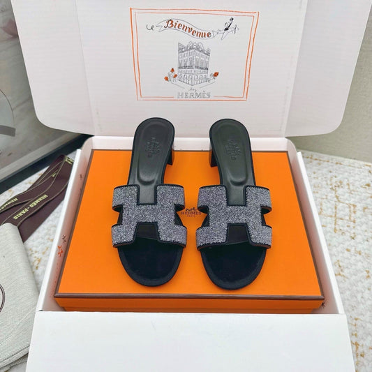 HM Oasis Sandals with Rhinestone Black Cowhide 625267