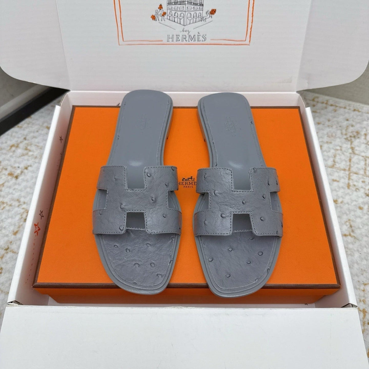 HM 26ss Oran Sandals Ostrich Leather 625092