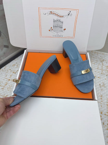 HM 26ss Oasis Sandals 50 Blue Suede Cowhide 625151