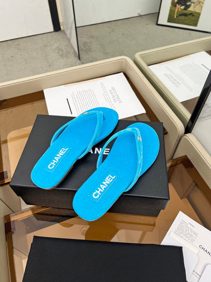 Chanel 2026 Kiss's Flipflops Sheepskin Velvet 802295