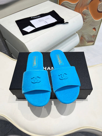Chanel 2026 Kiss's Flat Sandals Sheepskin Velvet 802307