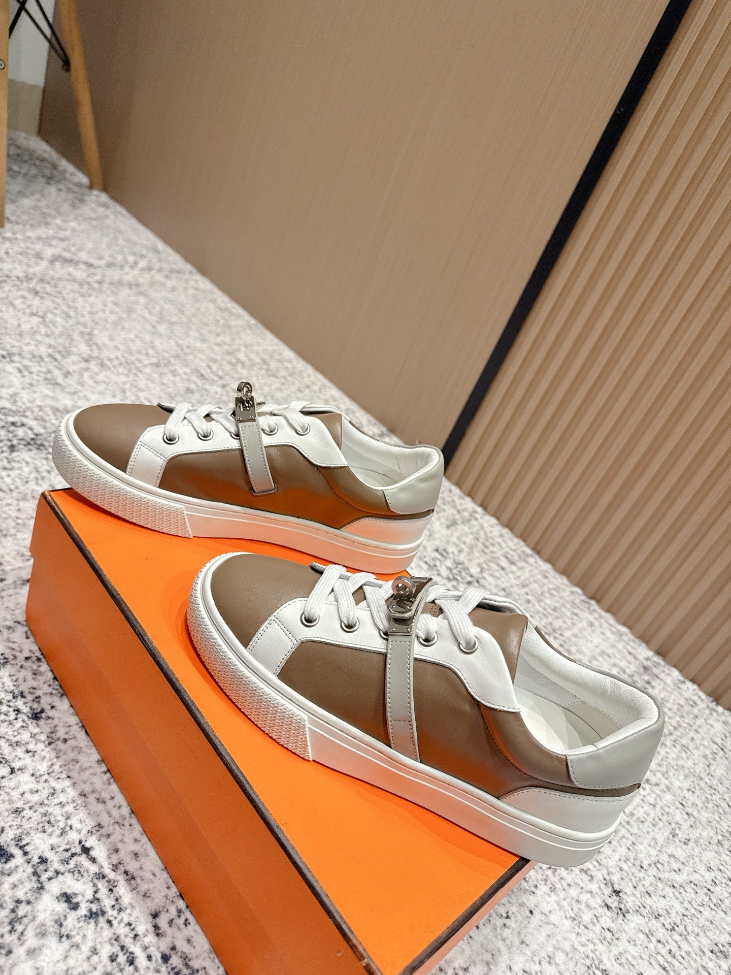 HM Casual Sneakers  Buckle Taupe White Leather