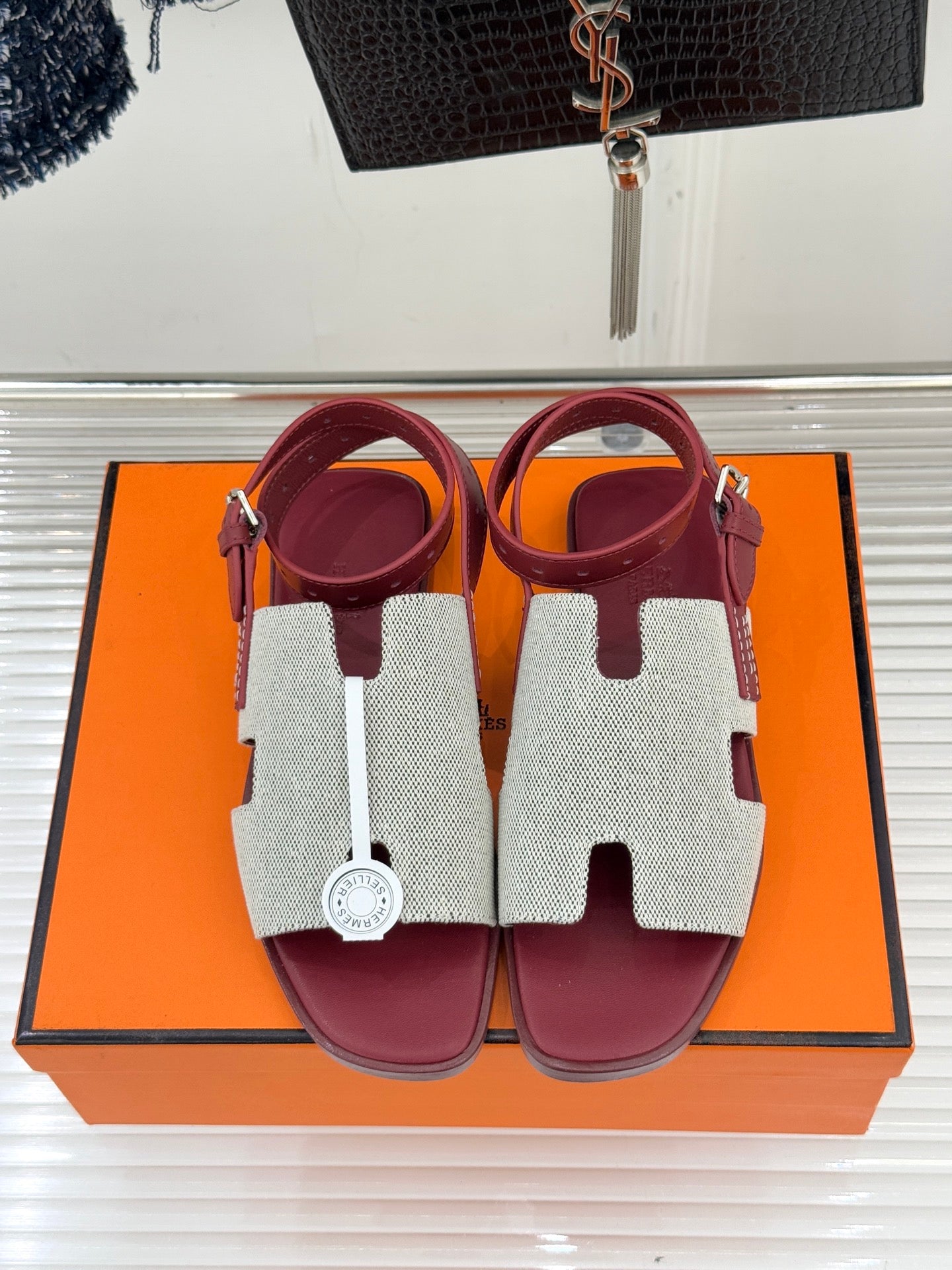 HM Maya Sandal Burgundy White Leather Canvas 642789