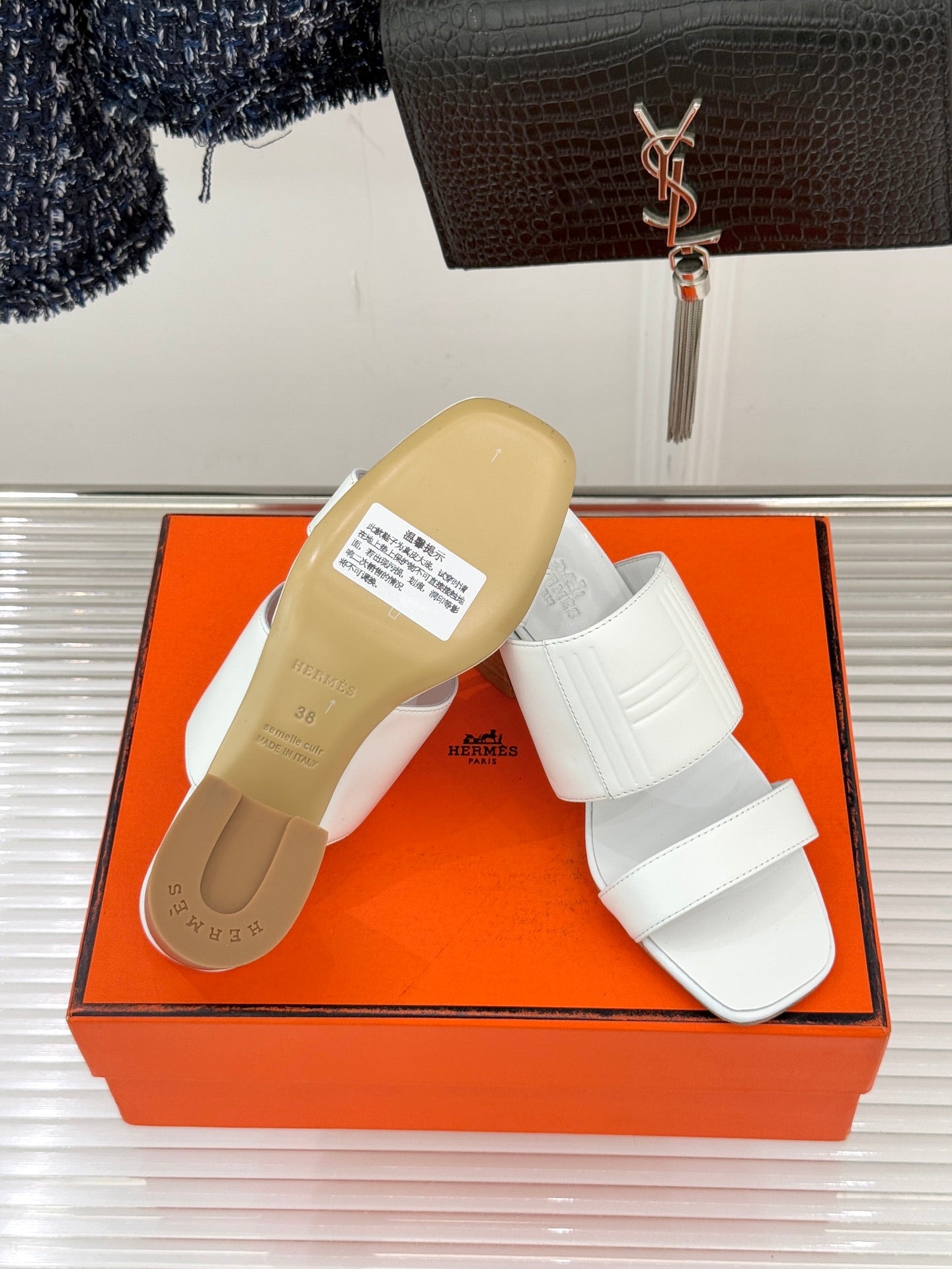 HM 26WF Monica 60 Sandal White Sheepskin 642860
