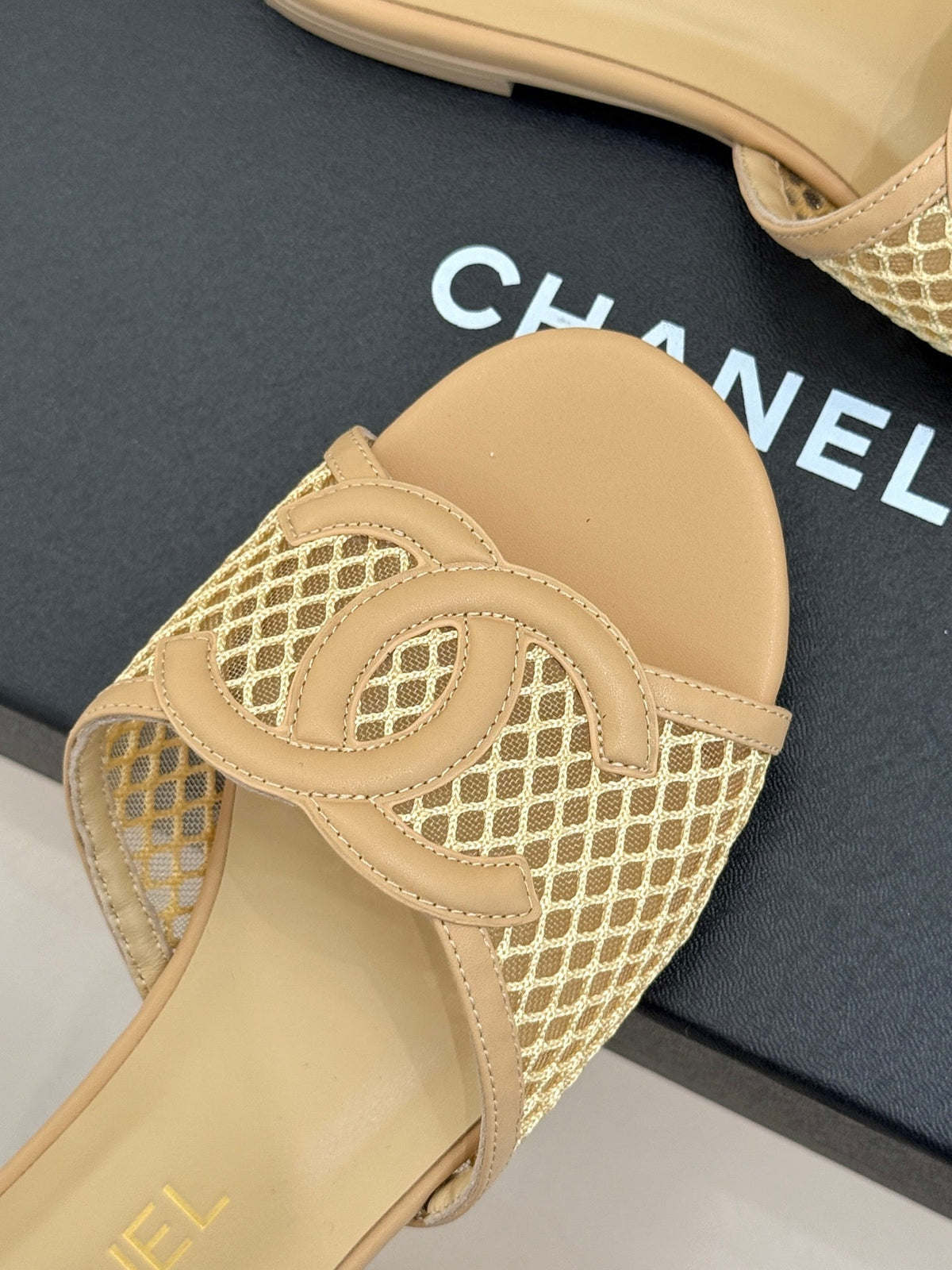 CC Openwork Slippers Beige Mesh Lambskin 825759