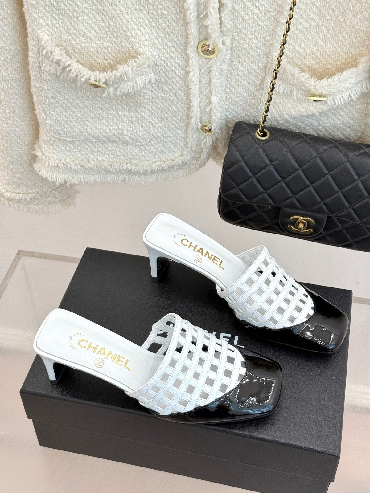 CC Woven Square-Toe Slippers Black White Leather 825775
