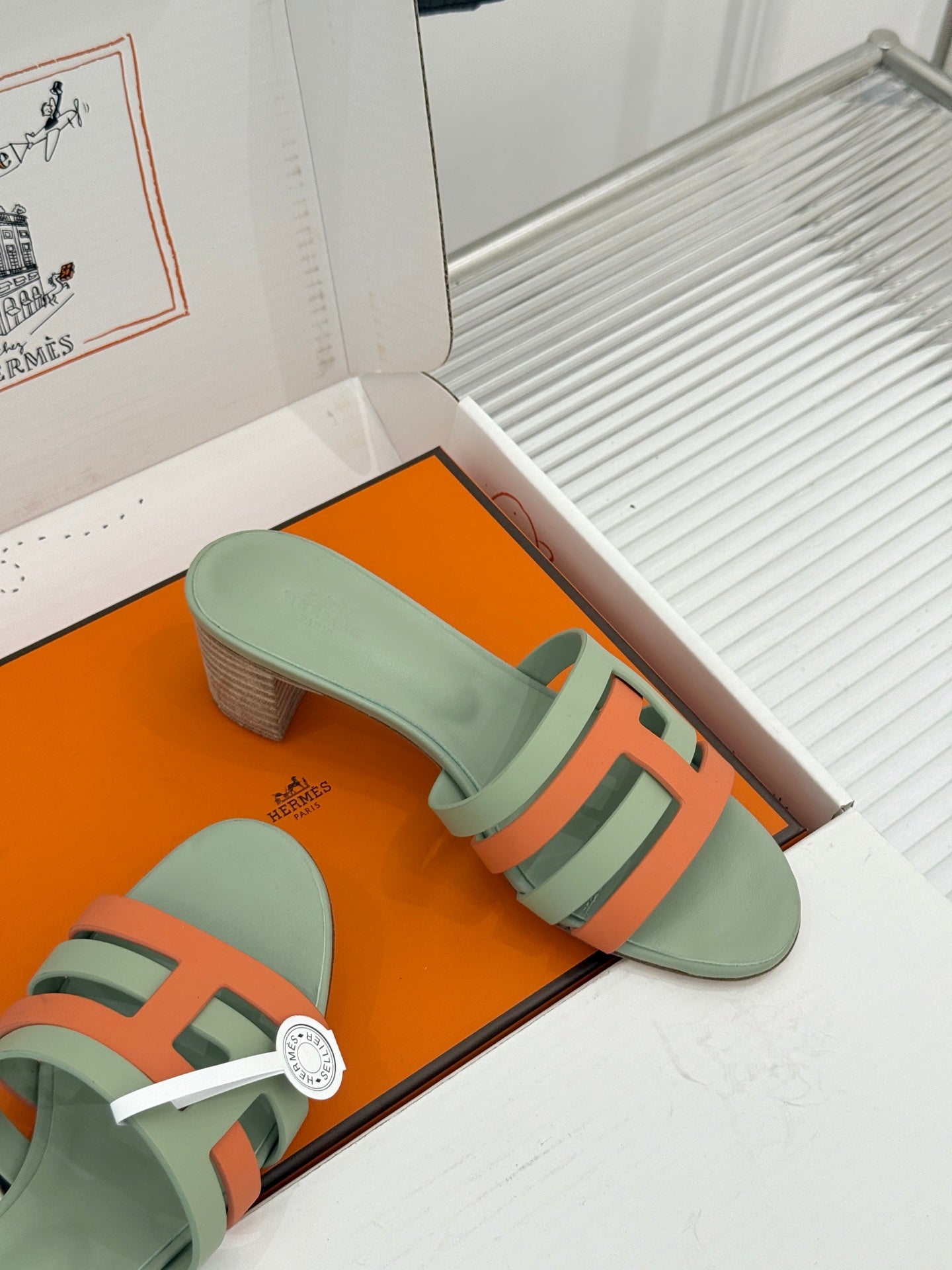 HM 26s Strappy Sandals Orange Green Sheepskin 905788