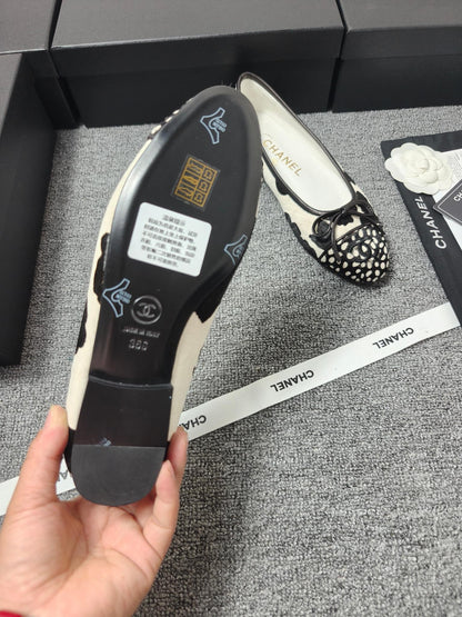 Chanel 2026 Ballet Flat Black White Horsehair Calfskin 696629