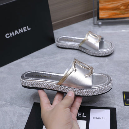 Chanel 2026 Slippers Silver Sheepskin 758398