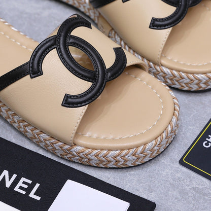 Chanel 2026 Slippers Beige Sheepskin 758401